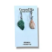 Серьги КерамЕлКа «Листик и розовый цветок», фарфор