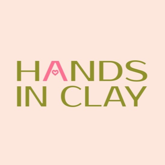 Фото: Hands in Clay