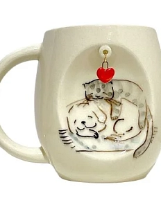 Кружка ручной работы Котик с пёсиком с подвеской сердечком, керамика, 300 мл