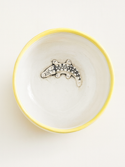 Миска ручной работы с фигуркой внутри Крокодил, жёлтая, керамика, 11 см, фото 1.