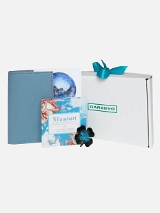 Подарочный набор с обложкой на паспорт, брошью и шоколадом