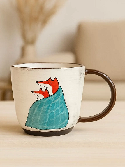 Кружка ручной работы Ким керамика с росписью Пара лисичек в одеяле, 350 мл, белая, фото 3.