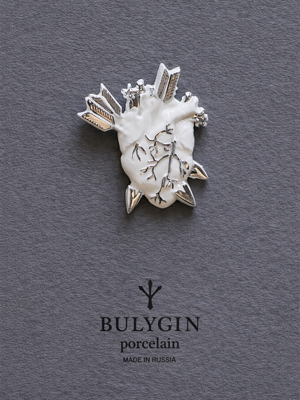 Брошь ручной работы Bulygin «Разбитое сердце», бело-серебристая, фарфор, фото 3.