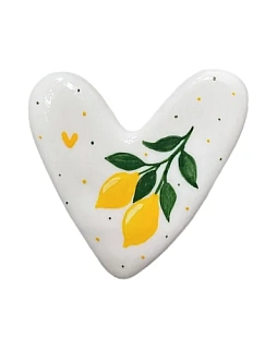 Брошь ручной работы Сердце с лимонами, полимерная глина