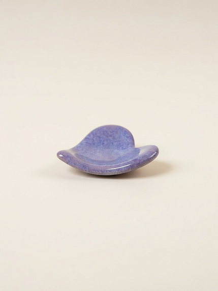 Блюдце ручной работы Августа в виде сердечка, фиолетовое, керамика, 6 см, фото 2.