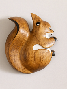 Брошь «Белка»