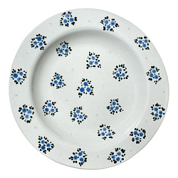 Тарелка ручной работы с синими розочками, керамика, 19 см
