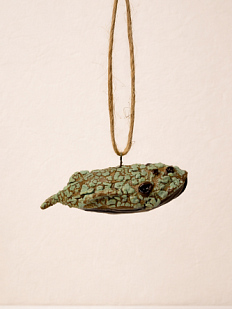 Подвеска интерьерная ручной работы Керам_По «Кит», зеленая, 7,5 см