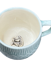 Кружка ручной работы с фигуркой внутри Русалочка, мятная, керамика, 400 мл