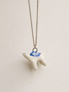 Подвеска ручной работы на цепочке «Динозаврик», голубая, керамика