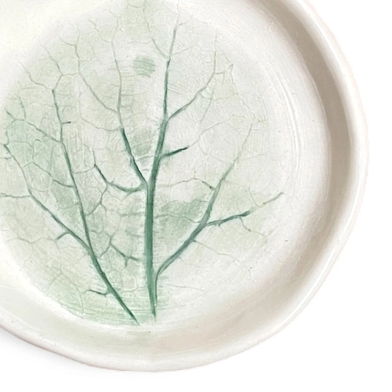 Блюдце для украшений ручной работы Чашки и поцелуи «Листочек», полуфарфор, 7 см, фото 2.