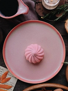 Скандинавская плоская тарелка ручной работы VELES «Рассвет над Имладрис», фарфор, 24 см