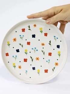 Блюдце ручной работы РУКИ В ГЛИНЕ «Цветочная поляна», полуфарфор, 14 см