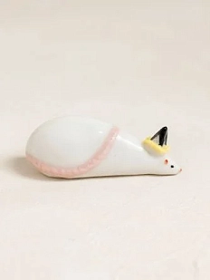 Фарфоровая крыска в колпачке в ассортименте, 2 см