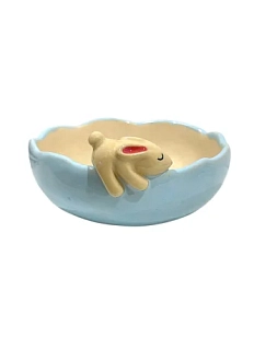 Глубокая тарелка ручной работы «Кролик», голубая, керамика, 15 см