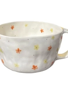 Кружка ручной работы «Оранжевые и желтые цветочки», белая, керамика, 450 мл
