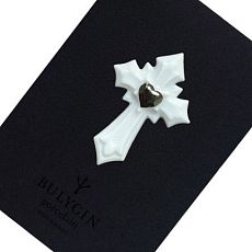 Брошь ручной работы Bulygin «Крест», бело-золотистая, фарфор