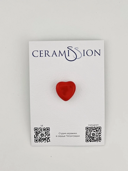 Брошь ручной работы Ceramission «Красное сердечко», керамика, фото 1.