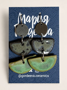 Серьги Мария Гордеева асимметричные составные, керамика, хаки с коричневым