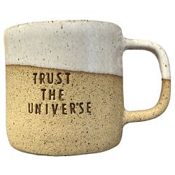 Кружка ручной работы «Trust the universe», песочный, керамика, 500 мл