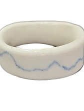 Кольцо ручной работы Бережно «‎Линии»‎‎, керамика, белое