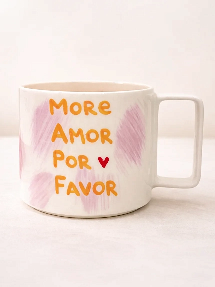 Кружка ручной работы РУКИ В ГЛИНЕ «More amor por favor», керамика, 450 мл, фото 1.