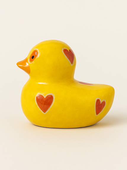 Керамическая фигурка Уточка с красными сердечками, фото 2.