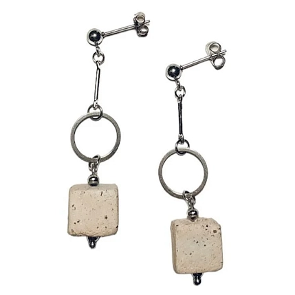 Серьги составные «Кубики с кольцом», светлый бетон, ювелирная сталь, фото 1.