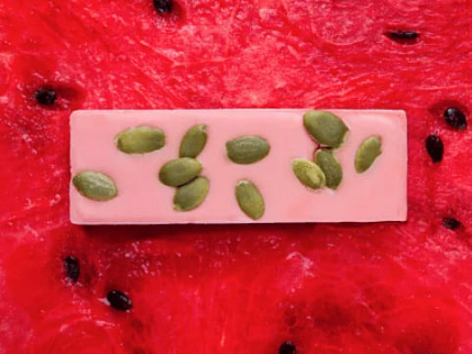 Шоколад Арбузный с тыквенными семечками 28 гр, фото 1.