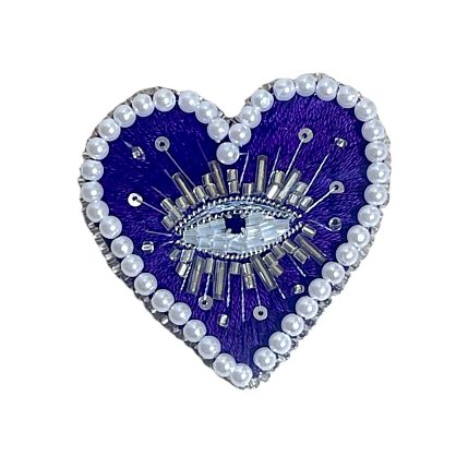 Брошь ручной работы «Heart» с белыми бусинами, фиолетовая, бисер, фото 1.