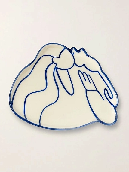 Фигурная тарелка ручной работы ЮЛЬНИКА (JULNIKA) «Человек и котик», полуфарфор, 21 см, фото 1.