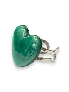 Кольцо ручной работы КерамЕлКа «Сердечко», изумрудное,  керамика