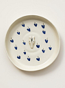Тарелка ручной работы с фигуркой Лошадка, белая с синими сердечками, полуфарфор, 18 см, превью фото 1