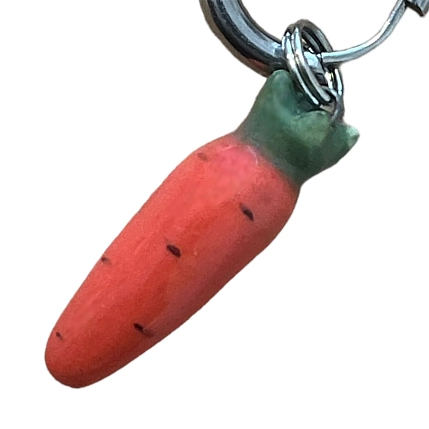 Моносерьга ручной работы «Морковка», керамика, фото 3.