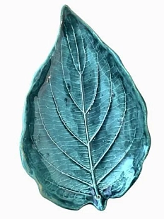 Тарелка ручной работы Керумбия в форме листа «Лавр», керамика