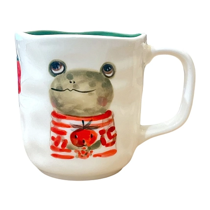 Кружка ручной работы Ким керамика с росписью Лягушка с клубникой, фарфор, 350 мл, фото 1.