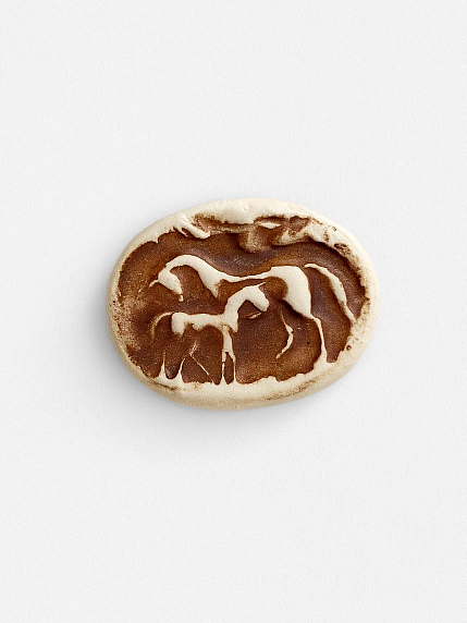 Брошь ручной работы «Лошадь с жеребенком » коричневая, керамика, фото 2.