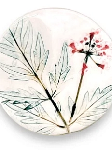 Брошь ручной работы Elizabeth Madar Оттиск трав, зелёная, керамика