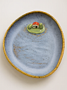Тарелка с фигуркой внутри Голубое море, бежевая в крапинку, керамика, 14 см, превью фото 3