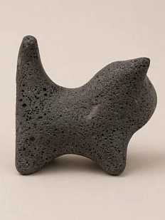 Бетонная статуэтка Легенда о розе «Котик», темно- серая, 5 см