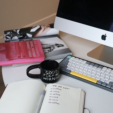 Кружка ручной работы с надписью «Good f***ing morning», чёрная, керамика, 170 мл, фото 4.