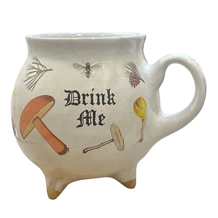 Кружка-котелок ручной работы Керумбия на ножках «Drink me», песочная, керамика, 350 мл, фото 1.