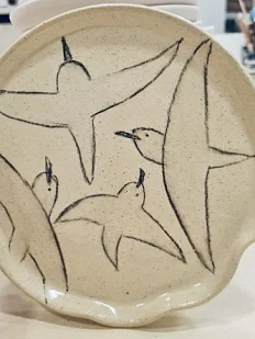 Тарелка «Чайки с чёрным клювом клювом»