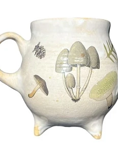 Кружка-котелок ручной работы Керумбия на ножках «Грибочки», песочная, керамика, 350 мл