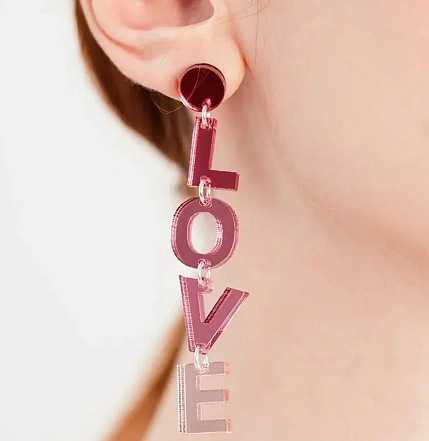 Серьги Monolama «LOVE», оргстекло, переработанный пластик, фото 2.