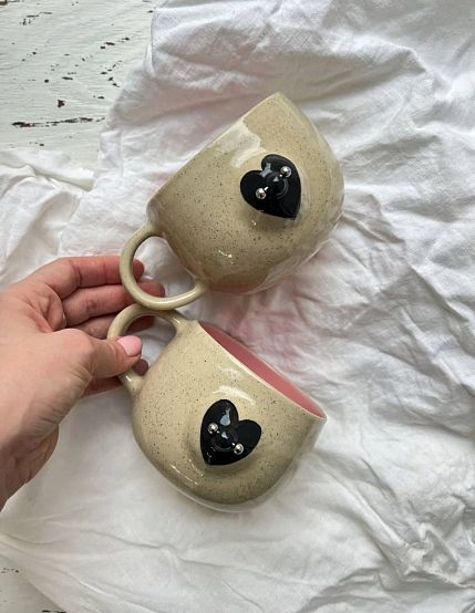 Кружка ручной работы «Грудь с пирсингом», фото 3.