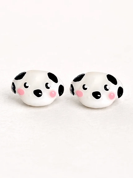 Серёжки-гвоздики Радость Рядом «Собачки», полимерная глина, чёрно-белые, фото 1.