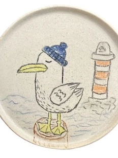 Тарелка «Чайка около маяка с синей шапочкой»