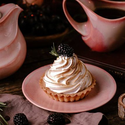 Блюдце круглое ручной работы VELES «Рассвет над Имладрис», фарфор, 16 см, фото 1.