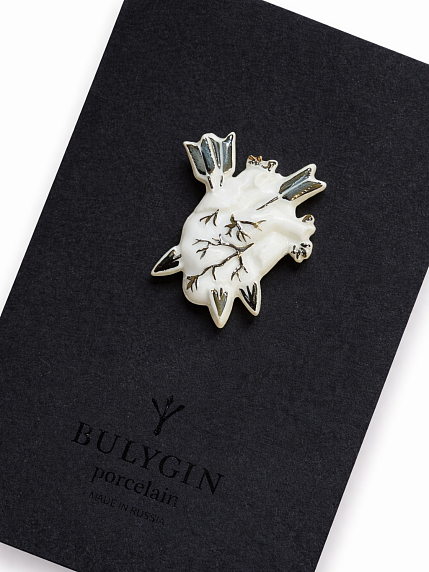 Брошь ручной работы Bulygin «Разбитое сердце», бело-серебристая, фарфор, фото 2.